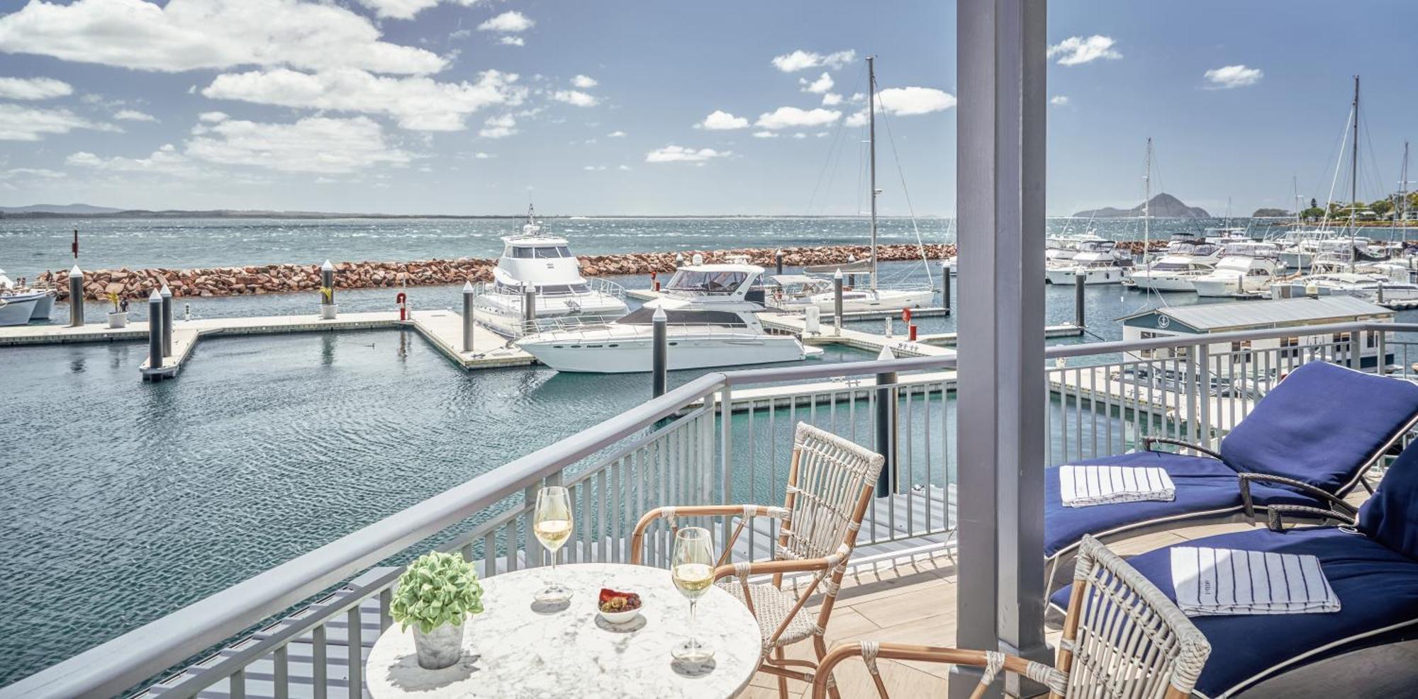 Hotel Anchorage Port Stephens Corlette Exterior foto