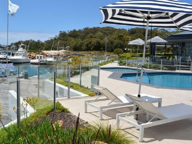 Hotel Anchorage Port Stephens Corlette Exterior foto