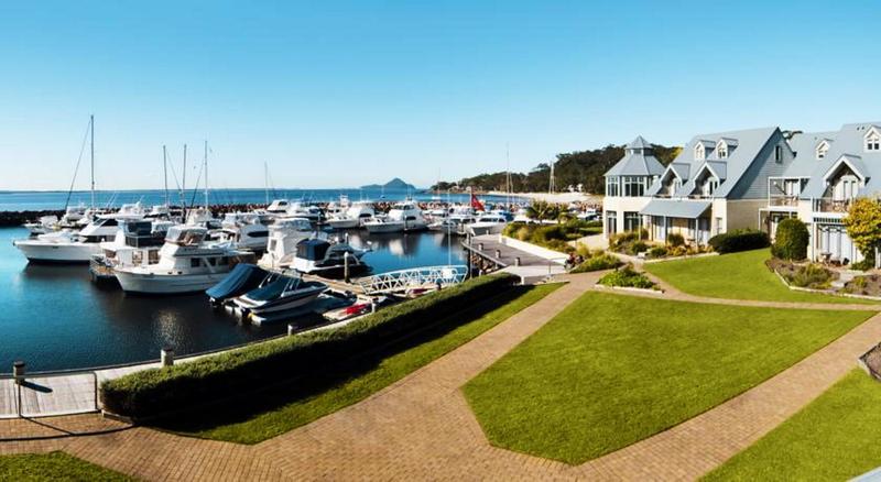 Hotel Anchorage Port Stephens Corlette Exterior foto